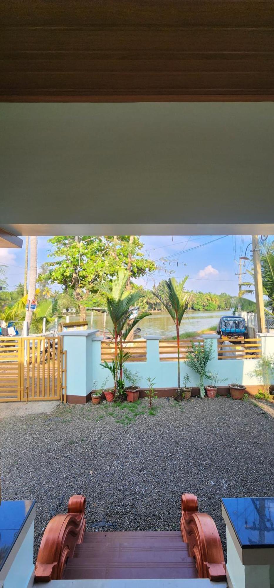 Punerjeni Homes Alappuzha Екстериор снимка
